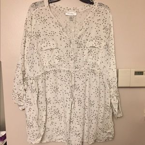 White and black maternity top